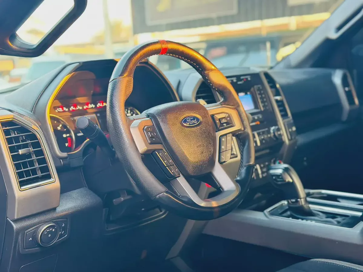 Ford F-150 Raptor 2018 GCC | 3.5L Performance Twin-Turbo V6 | 4WD | 10-Speed-7-7