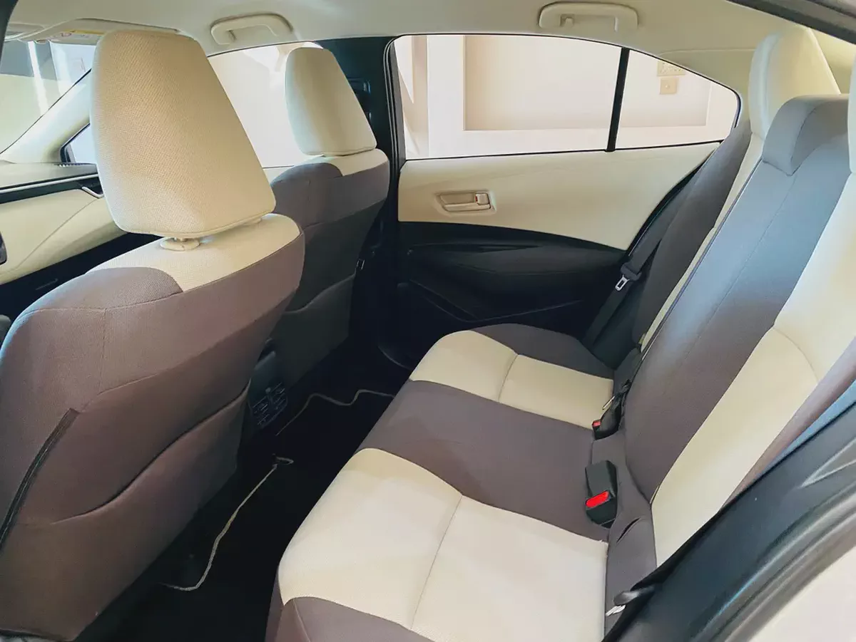 2024 Toyota Corolla XLI GCC Specs - Brand New Condition-8-8