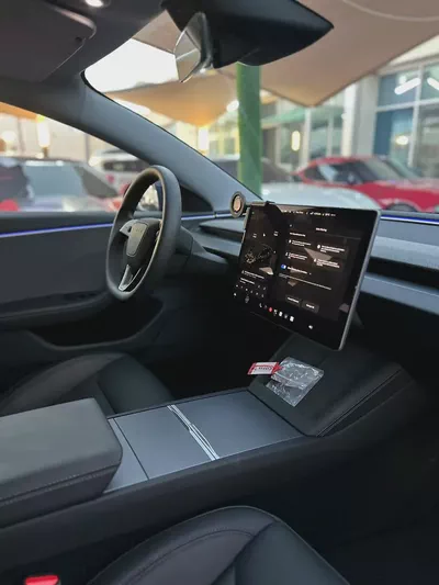 2025 Tesla Model 3 Standard | GCC Specs | Brand New-9