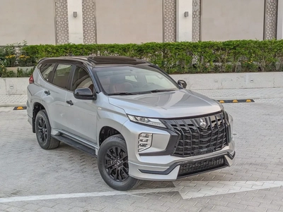 MITSUBISHI MONTERO SPORT 2021 SIGNATURE EDITION GCC ACCIDENT FREE IN EXCELLENT CONDITION-0