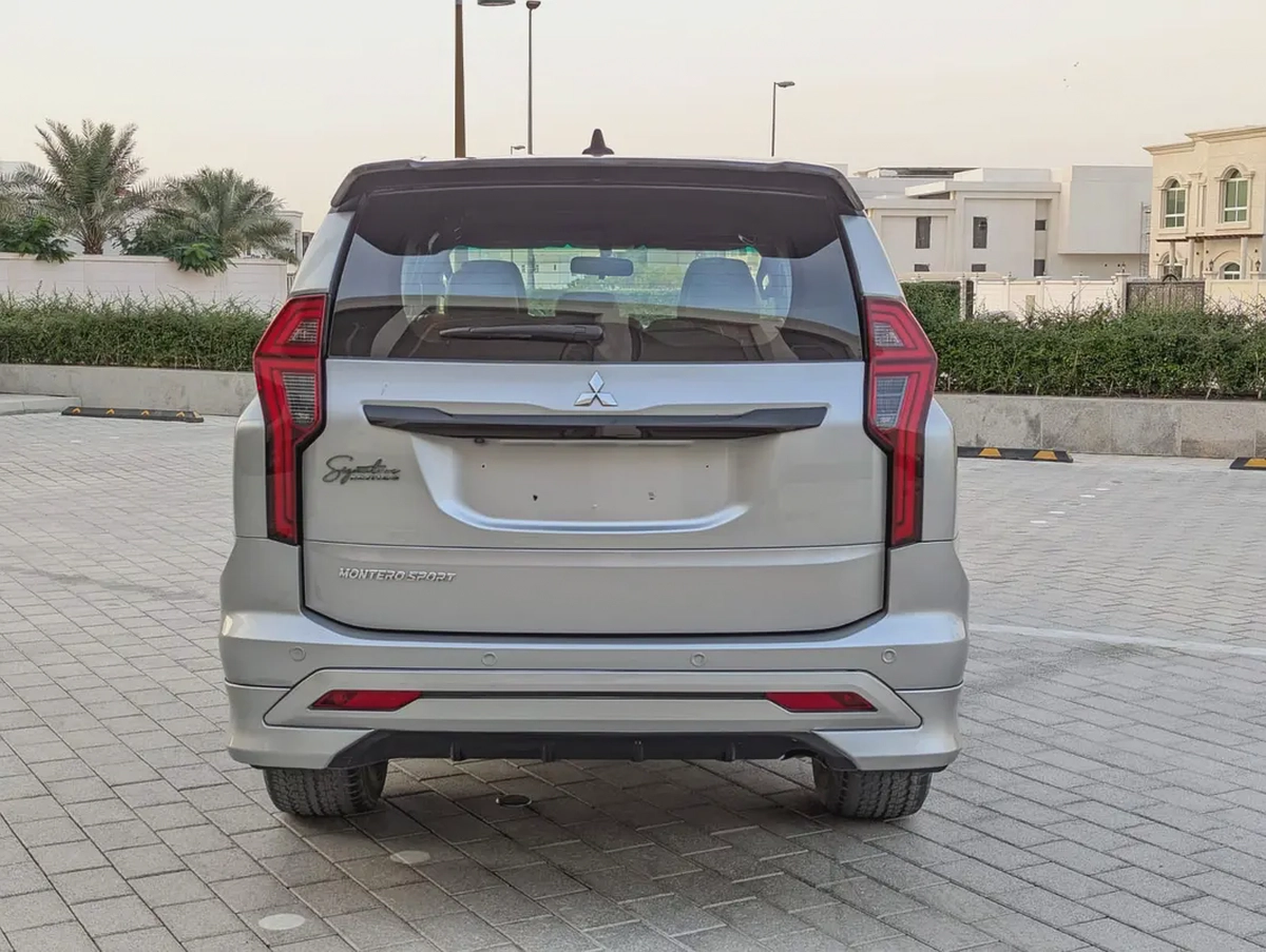 MITSUBISHI MONTERO SPORT 2021 SIGNATURE EDITION GCC ACCIDENT FREE IN EXCELLENT CONDITION-18-18