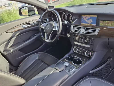 Mercedes-Benz CLS 350 Blueefficiency, 2011, Japanese Specs-7