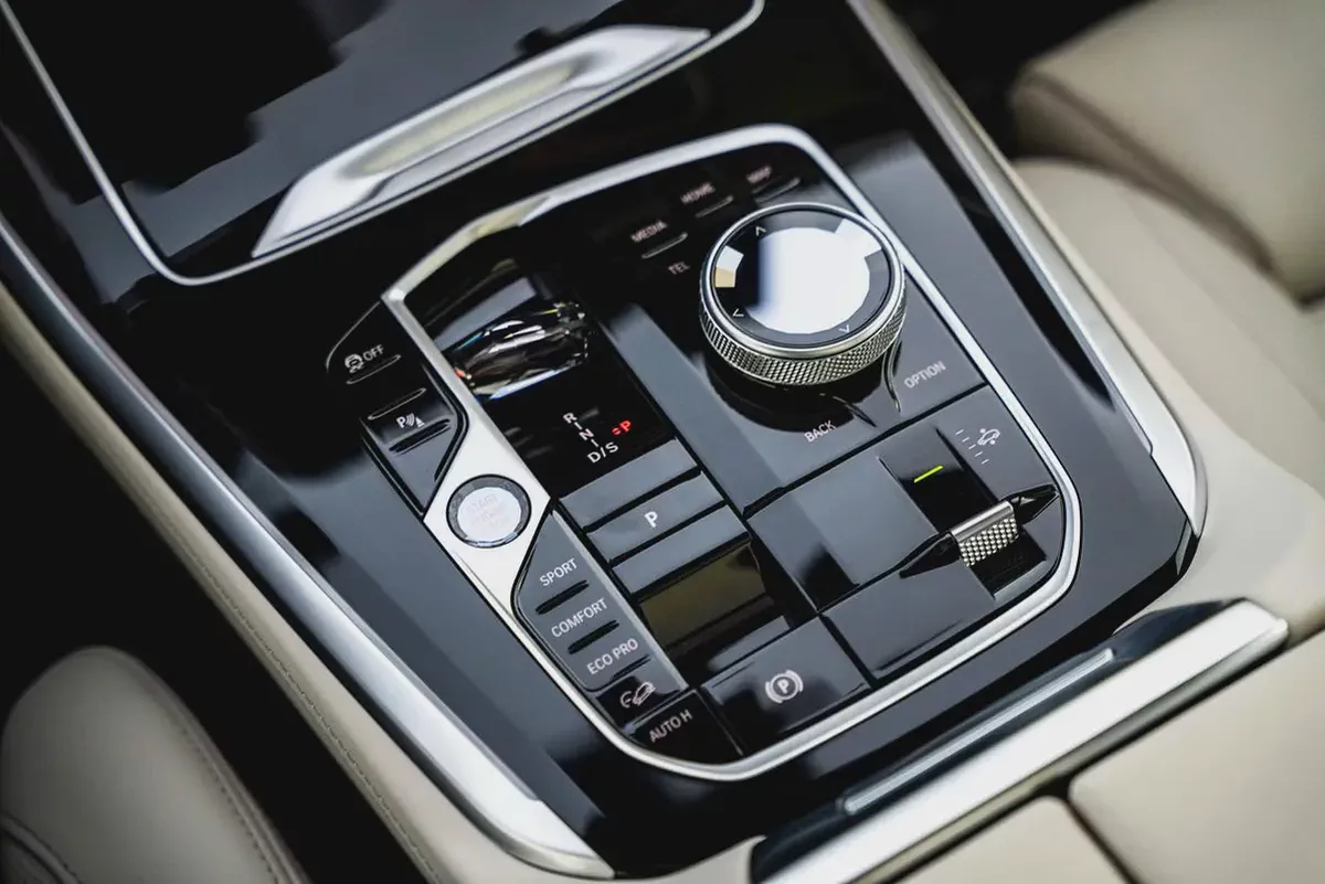 BMW X5 xDrive40i 2026 GCC Specs-4-4