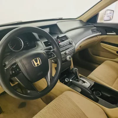 AED 677 PM | HONDA ACCORD LX 2011 | AS IS BASIS | WELL MAINTAINED | GCC-11