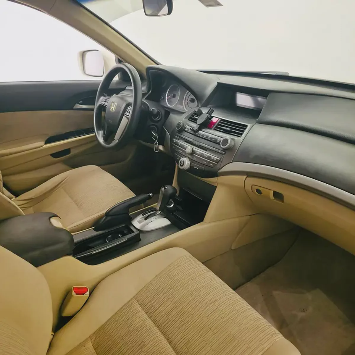 AED 677 PM | HONDA ACCORD LX 2011 | AS IS BASIS | WELL MAINTAINED | GCC-15-15