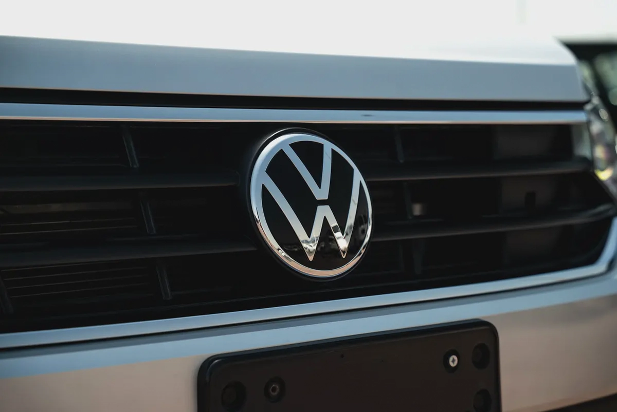 Volkswagen Tiguan Trendline Agency Warranty Full Service History1.4L 2024 Low Mileage GCC