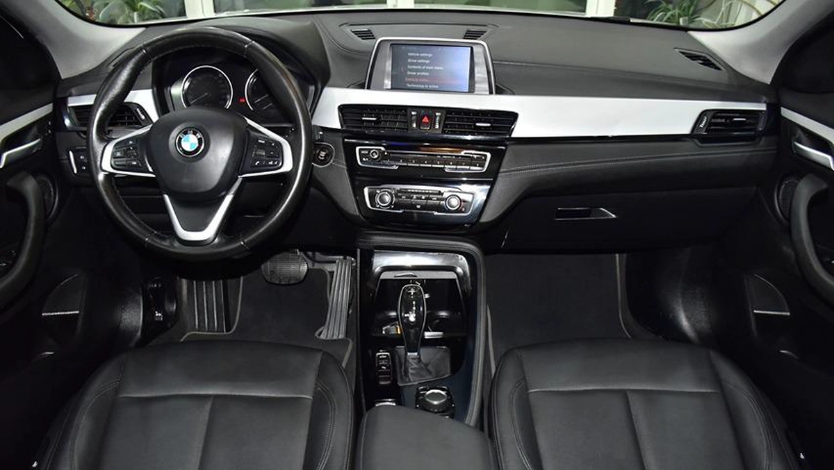 BMW X2 sDrive20i ( 2020 Model ) in White Color GCC Specs-9-9