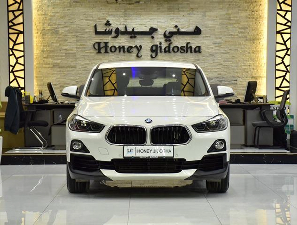 BMW X2 sDrive20i ( 2020 Model ) in White Color GCC Specs-1-1