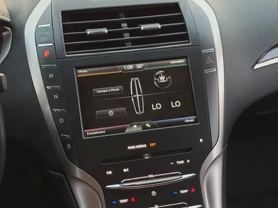 2016 Lincoln MKZ  | GCC Specs | 4-Cyl 2.0L engine-10