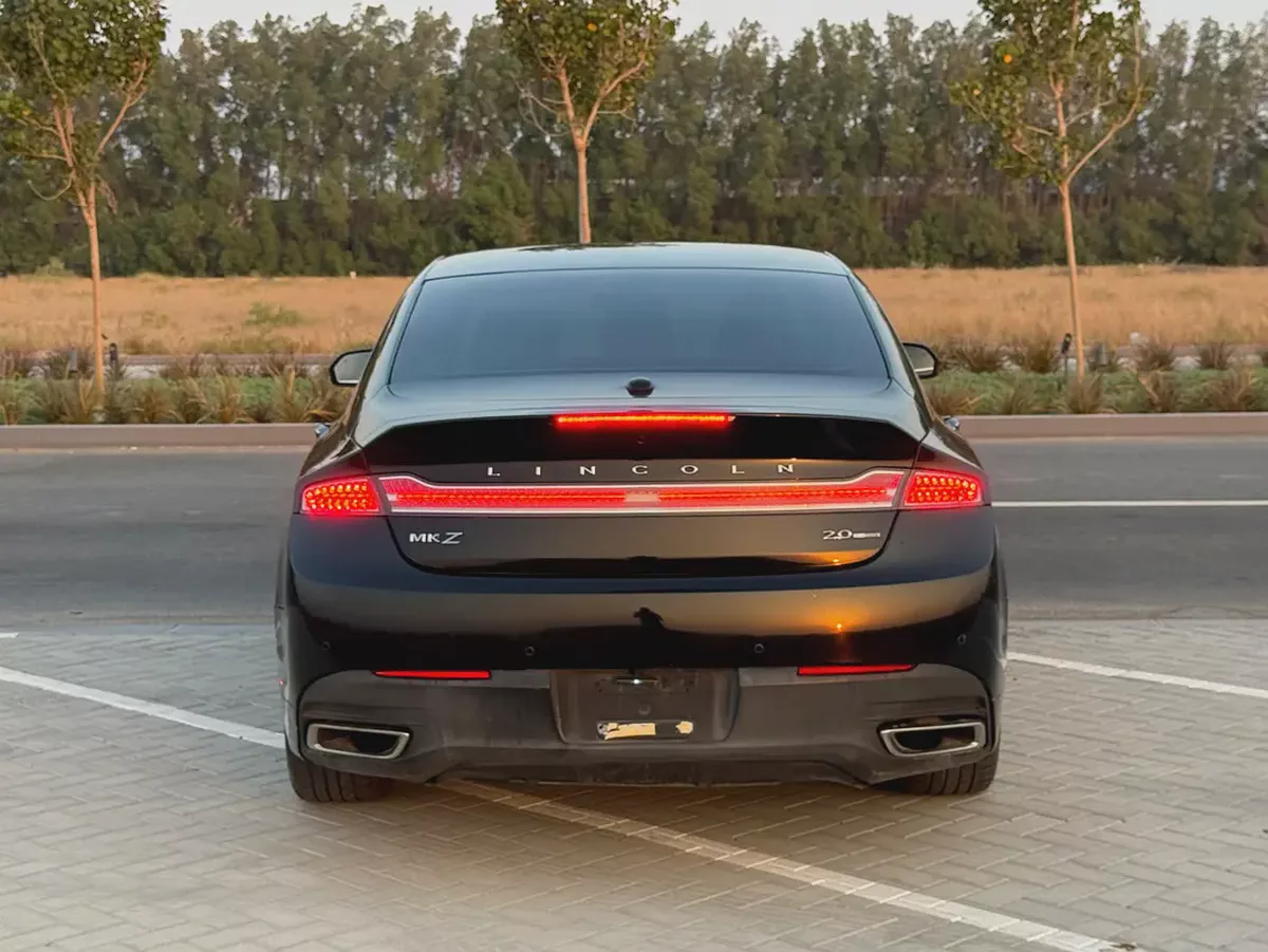 2016 Lincoln MKZ  | GCC Specs | 4-Cyl 2.0L engine-4-4