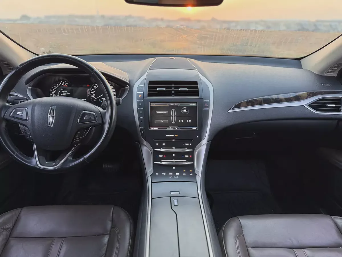 2016 Lincoln MKZ  | GCC Specs | 4-Cyl 2.0L engine-6-6
