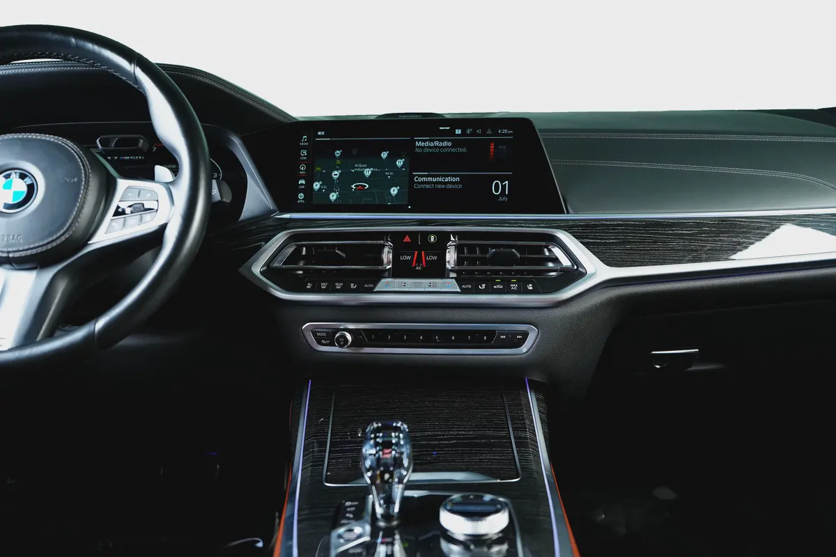 BMW X7 M50i M Sport-GCC-BMW Full service History-Just Been Serviced-7 Seats-12-12