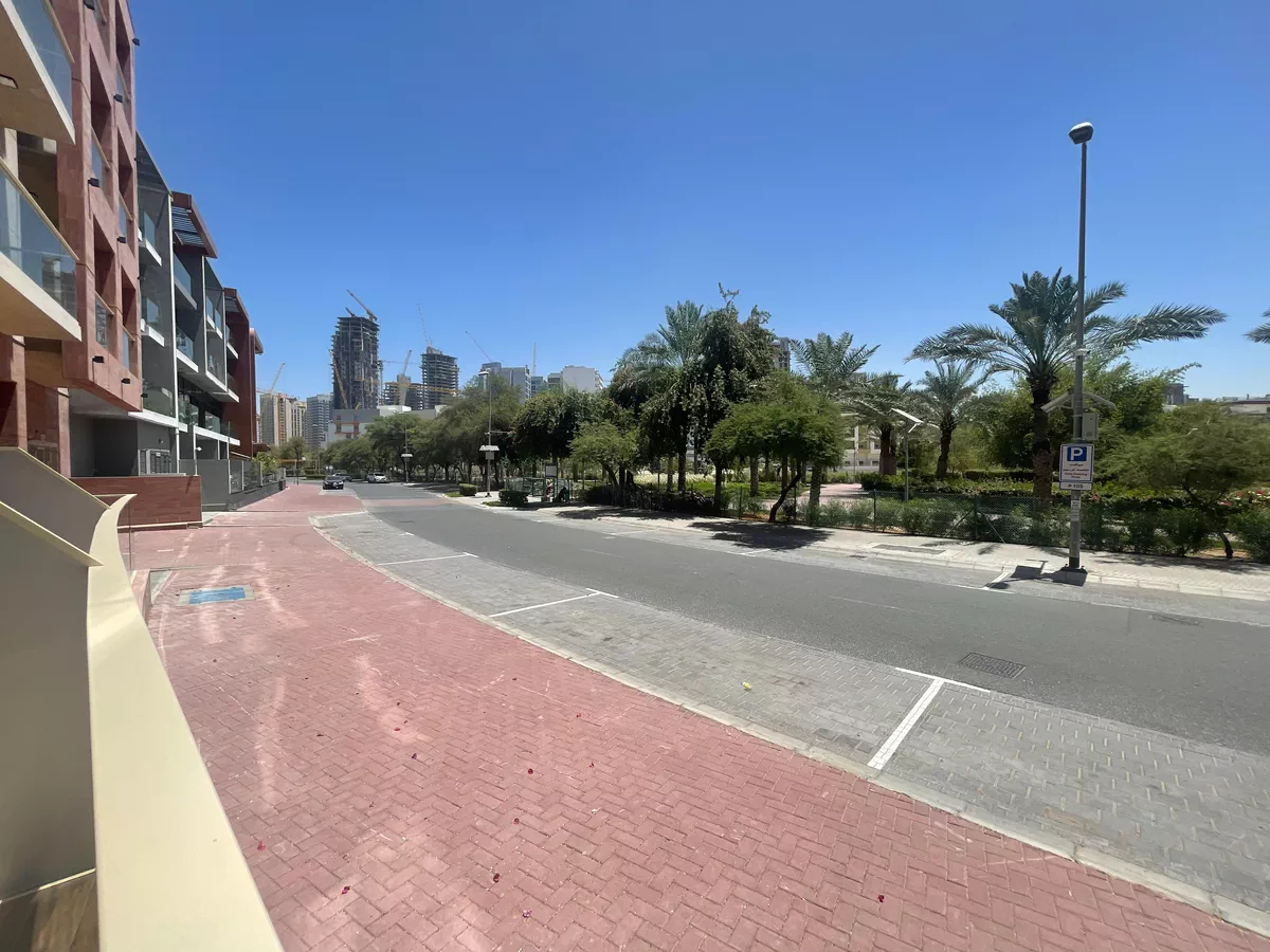 Pool View | Multiple Options | Semi Furnished-6-6