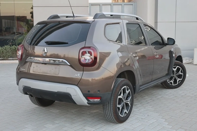 Renault Duster LE 2020 GCC Specs - Fully Loaded SUV-112000KM-EXCELLENT CONDITION-3