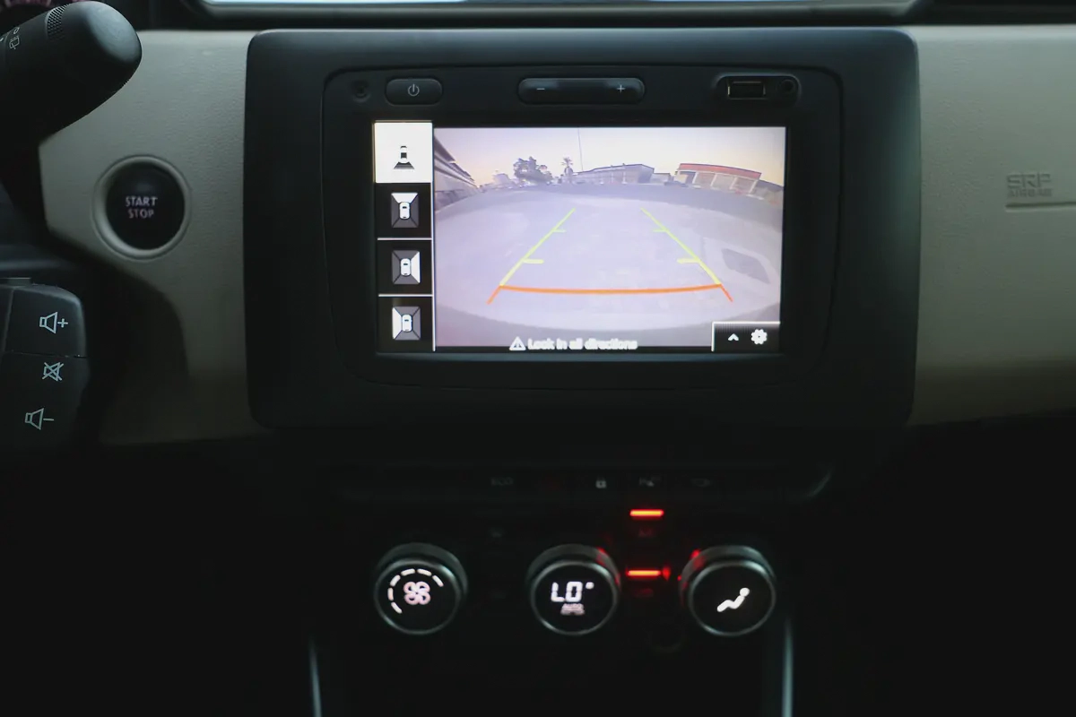 Renault Duster LE 2020 GCC Specs - Fully Loaded SUV-112000KM-EXCELLENT CONDITION-12-12