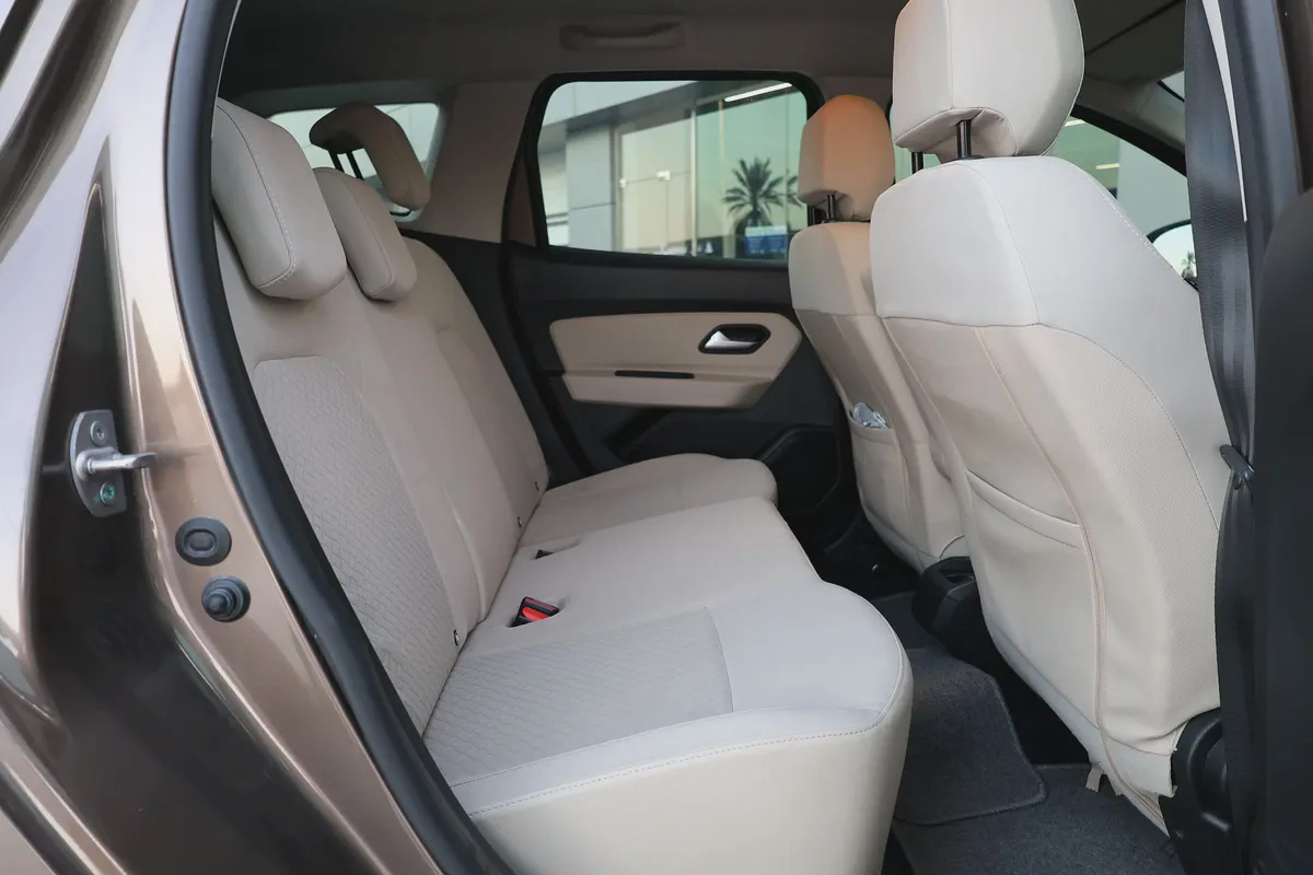 Renault Duster LE 2020 GCC Specs - Fully Loaded SUV-112000KM-EXCELLENT CONDITION-18-18