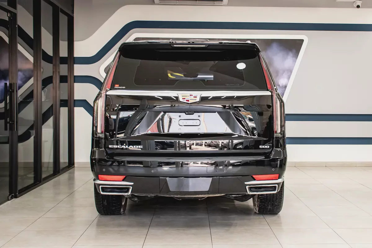 2021 Cadillac Escalade Platinum Luxury-4-4