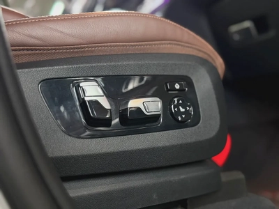 BMW X5 M50i 2019 GCC Specs Contract Service Free-8