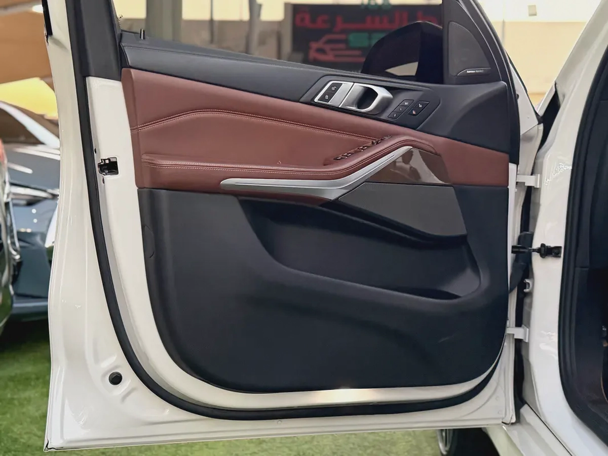 BMW X5 M50i 2019 GCC Specs Contract Service Free