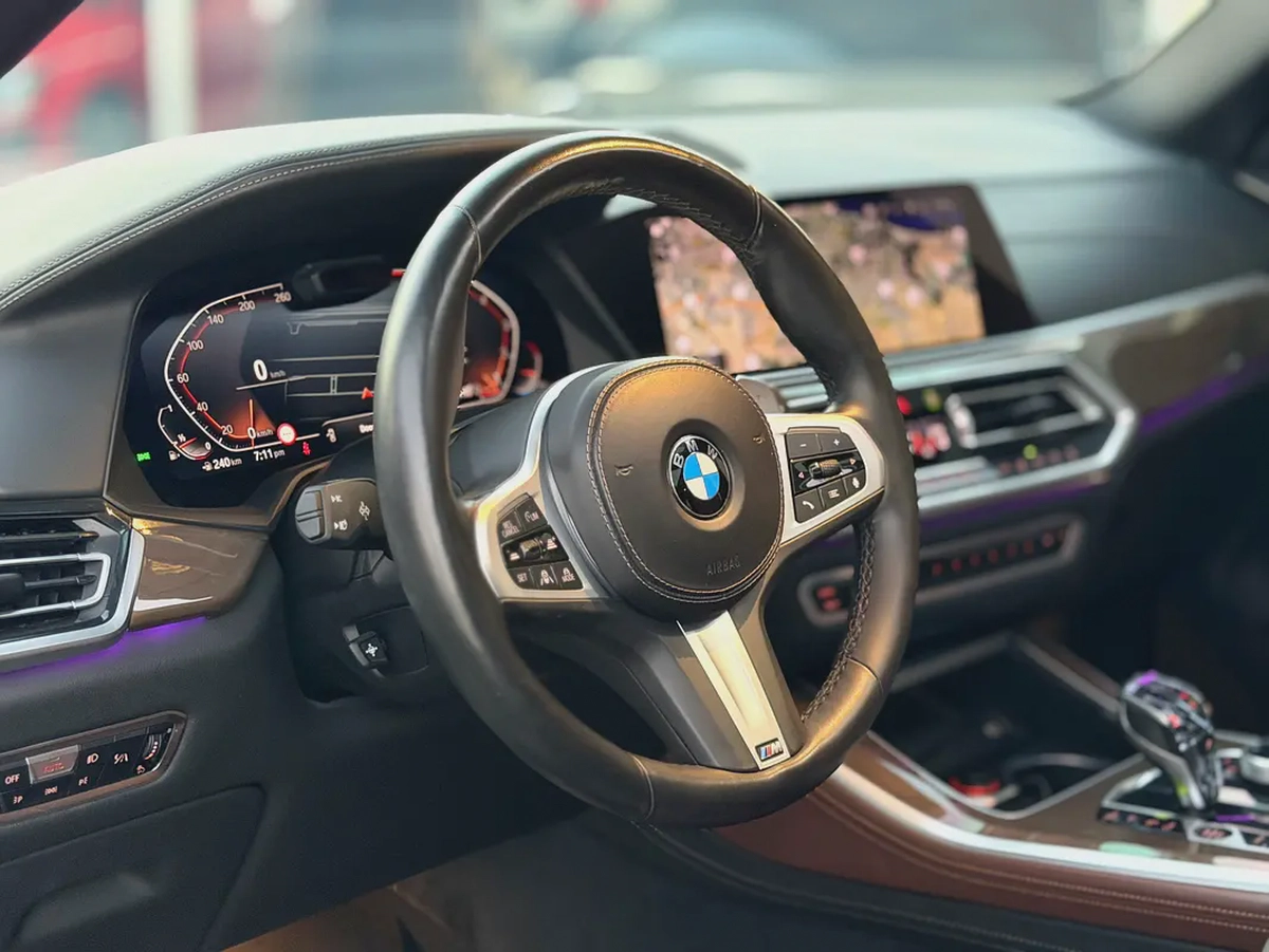 BMW X5 M50i 2019 GCC Specs Contract Service Free