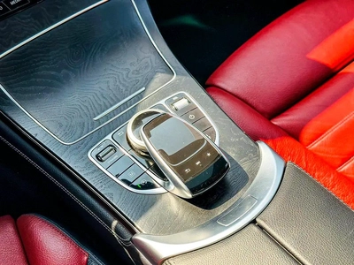 Mercedes GLC250 Coupe model 2019 GCC-7