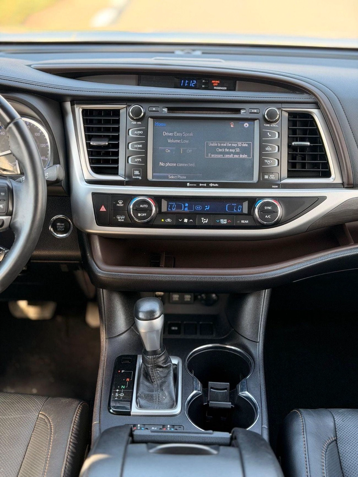 Toyota Highlander Limited 3.6L // 2019 full option// sunroof, leather seats-5-5