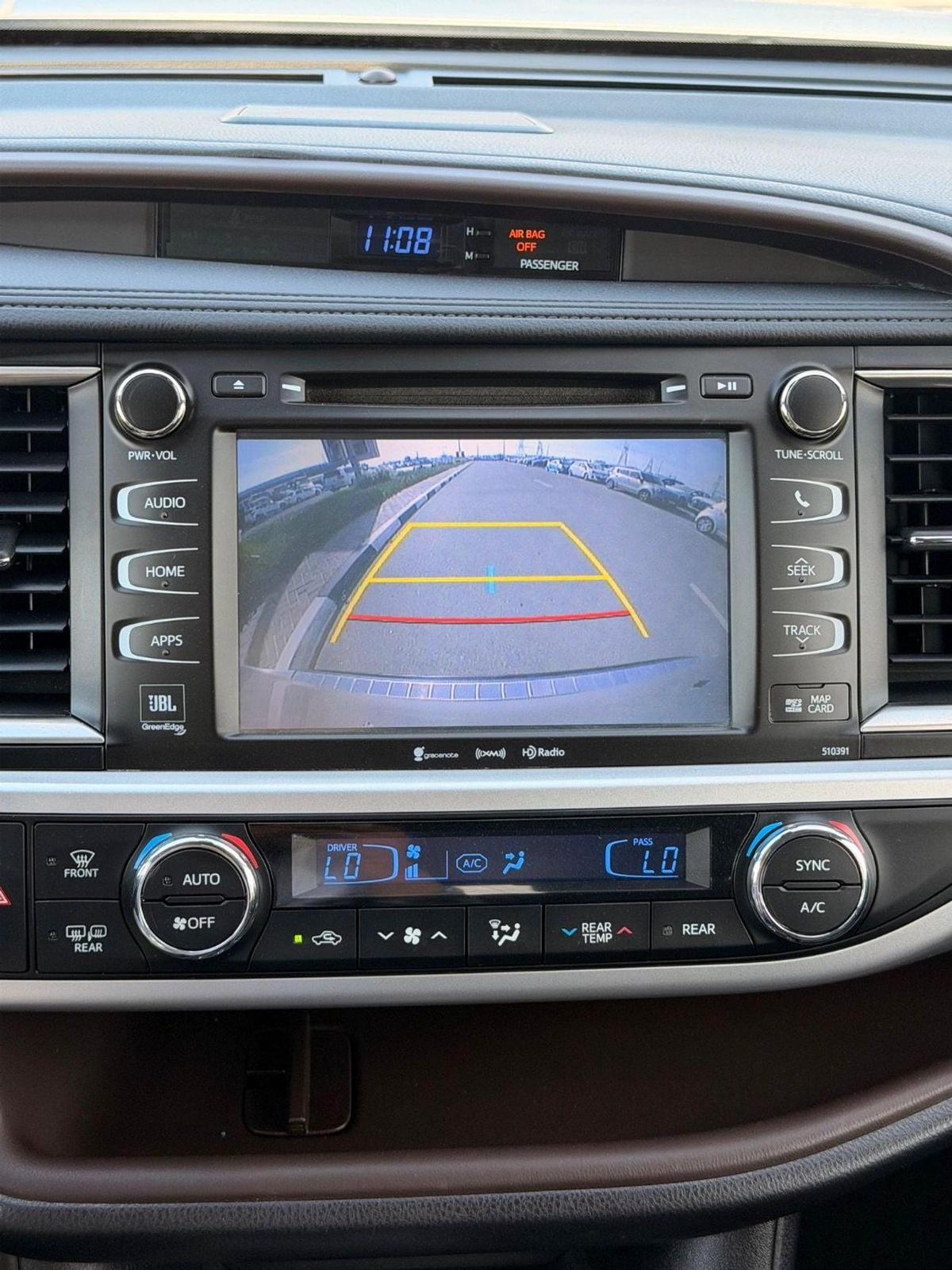 Toyota Highlander Limited 3.6L // 2019 full option// sunroof, leather seats-6-6