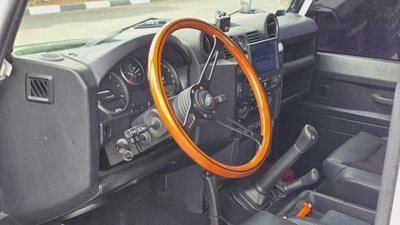 Defender 90 (Diesel Manual)-6