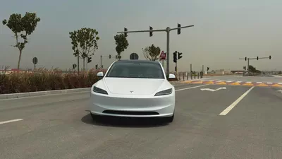 Tesla Model 3 Long Range 2025 - GCC Specs - Brand New-1