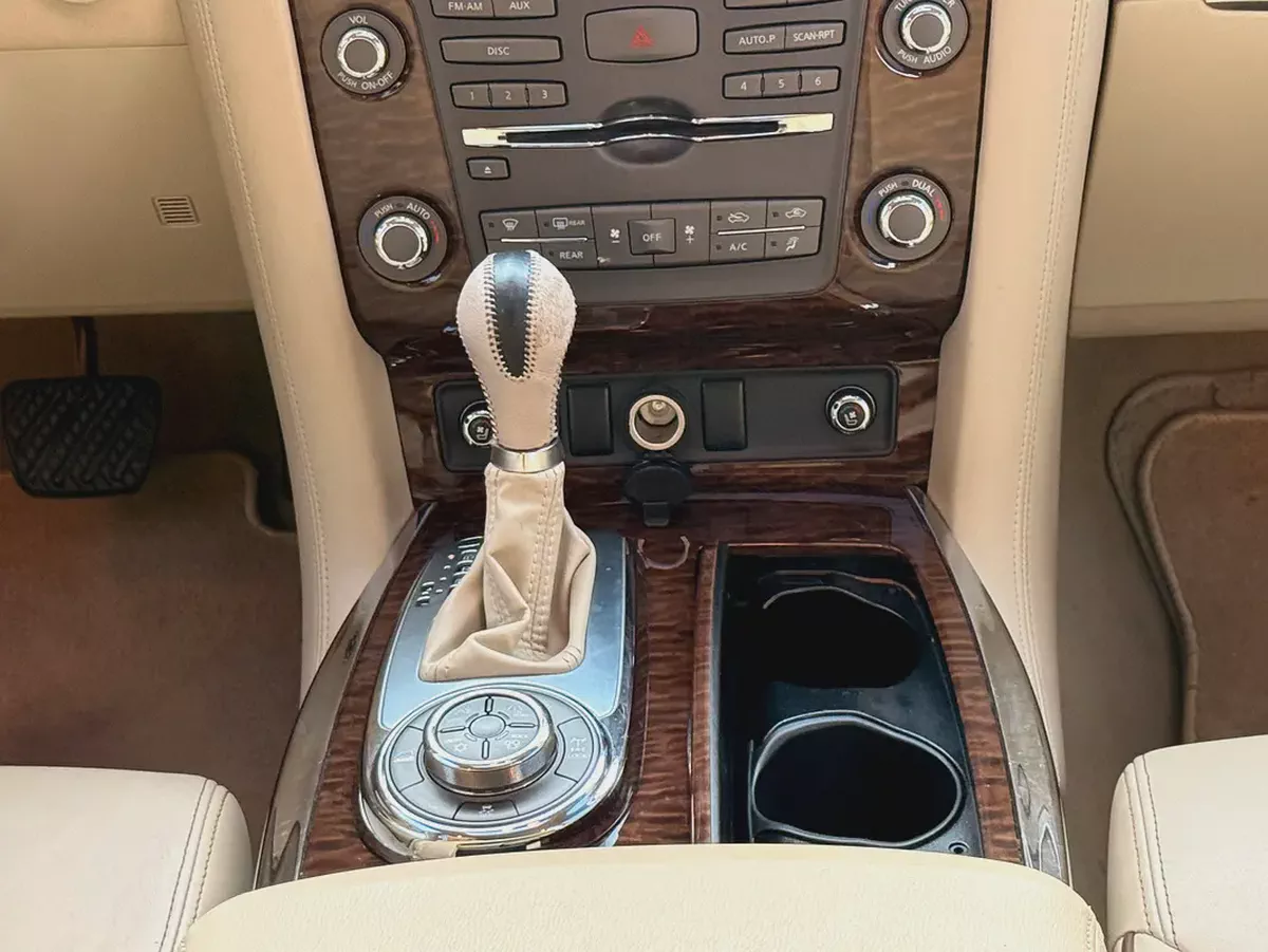 Nissan Patrol 2012 LE Platinum - GCC Specs - Excellent Condition-12-12