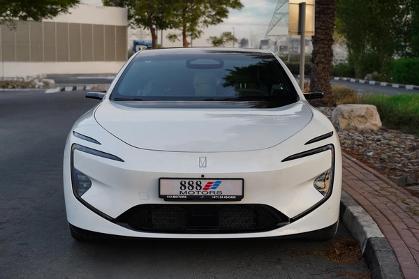 2025 AVATR 12 Ultra Extended Range Sedan White 0Km