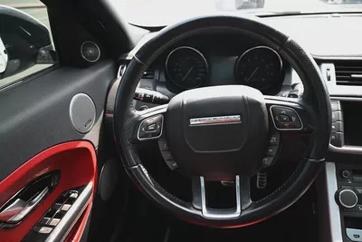 AGENCY MAINTAINED - RANGE ROVER EVOQUE 2.0TC  - PARK ASSIST - GCC-9