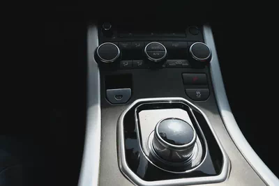 AGENCY MAINTAINED - RANGE ROVER EVOQUE 2.0TC  - PARK ASSIST - GCC-12