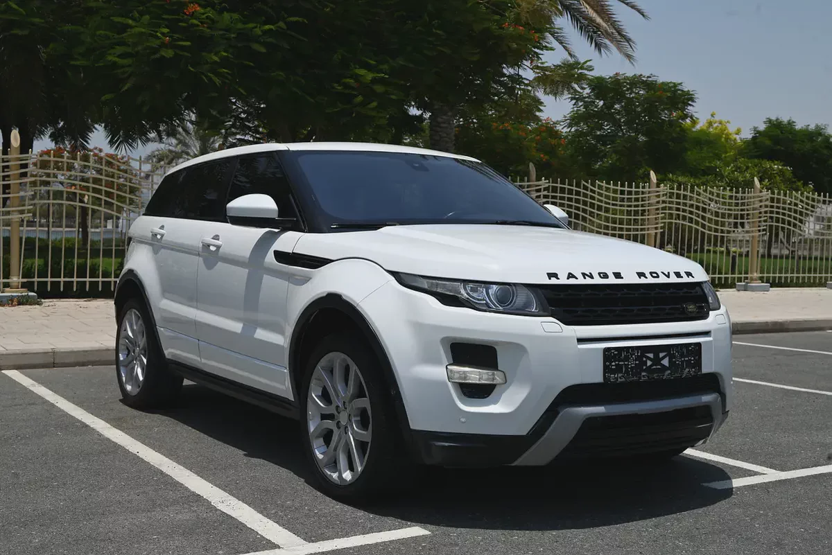 AGENCY MAINTAINED - RANGE ROVER EVOQUE 2.0TC  - PARK ASSIST - GCC