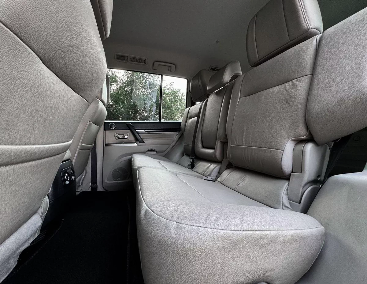 Mitsubishi Pajero GLS HIGHLINE Mitsubishi Pajero | 3.8 L | 2020 | GCC | Accident-Free | In Excellent Condition | 974 P-10-0