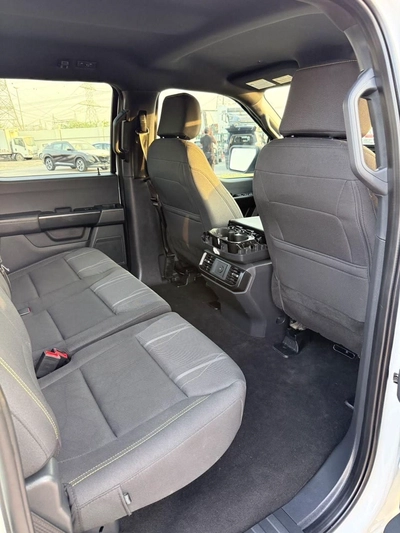 Ford F-150 Ford F- 150 4x4-17