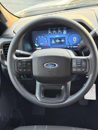 Ford F-150 Ford F- 150 4x4-8