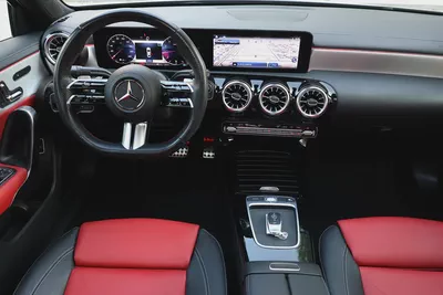 2023 Mercedes-Benz A 200 AMG - GCC Specs - Pristine Condition-11