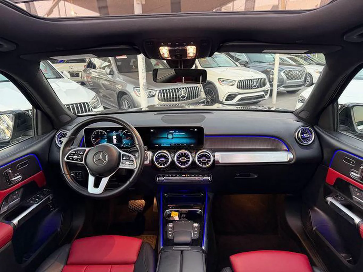 For sale ⁦Mercedes-Benz GLB AMG 35 AMG I (X247), 2.0 l, 2021⁩ in UAE, Sharjah-10-10