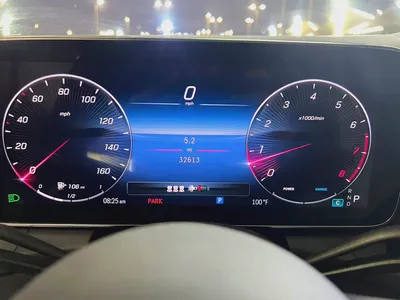 Mercedes benz GLC300 Model 2023 CLEAN TITLE-17