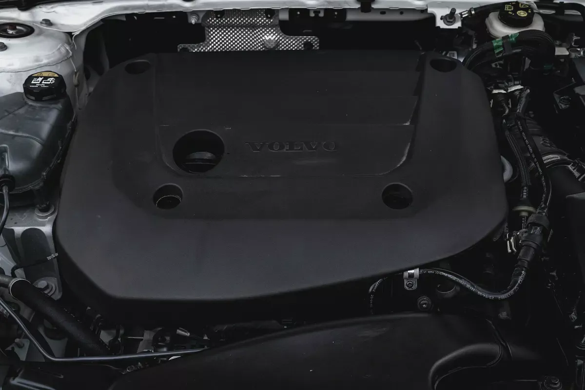 2,253 P.M |  XC40 B4 Ultimate Dark | 0% Downpayment | 2029 Warranty!-13-13