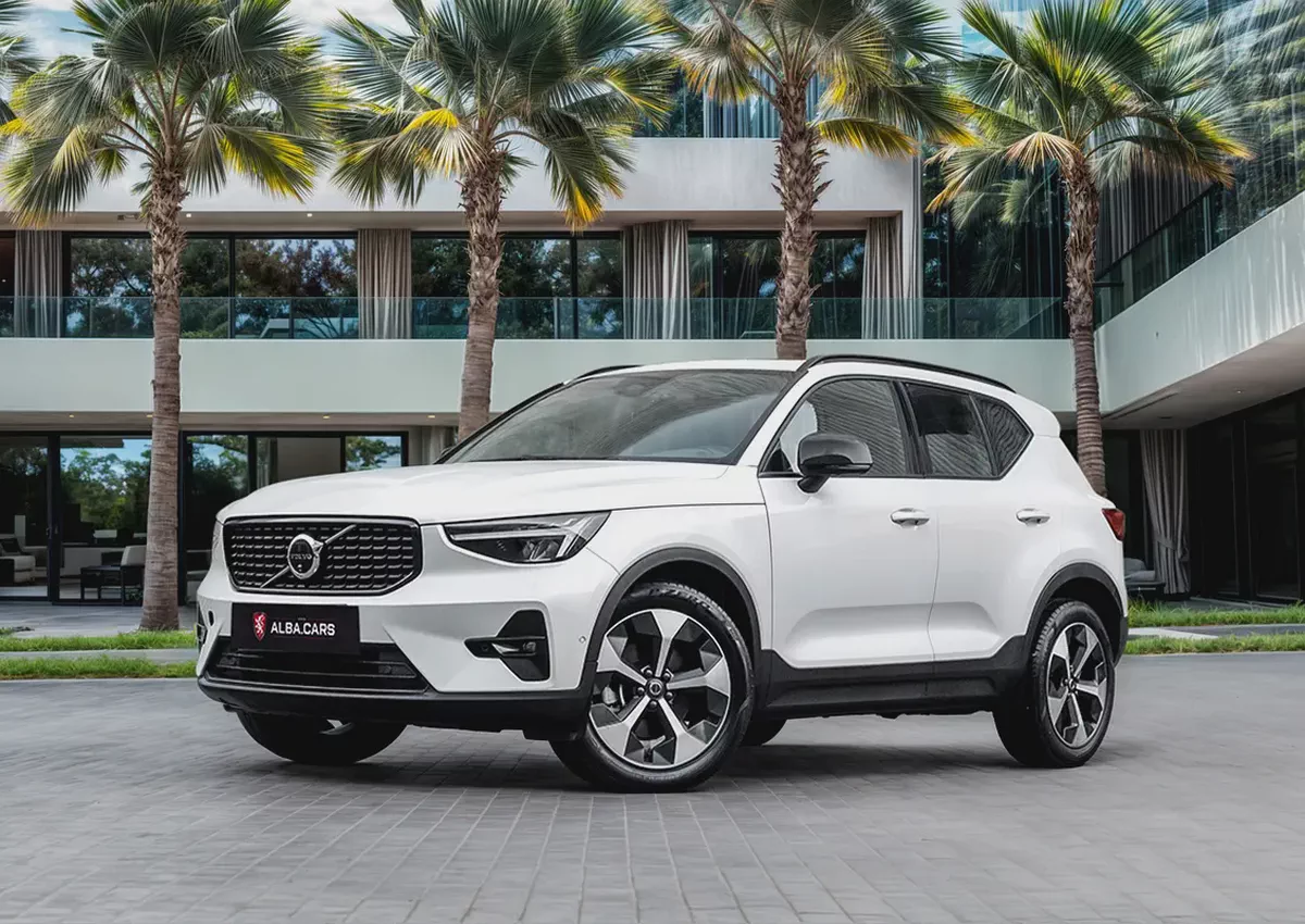 2,253 P.M |  XC40 B4 Ultimate Dark | 0% Downpayment | 2029 Warranty!