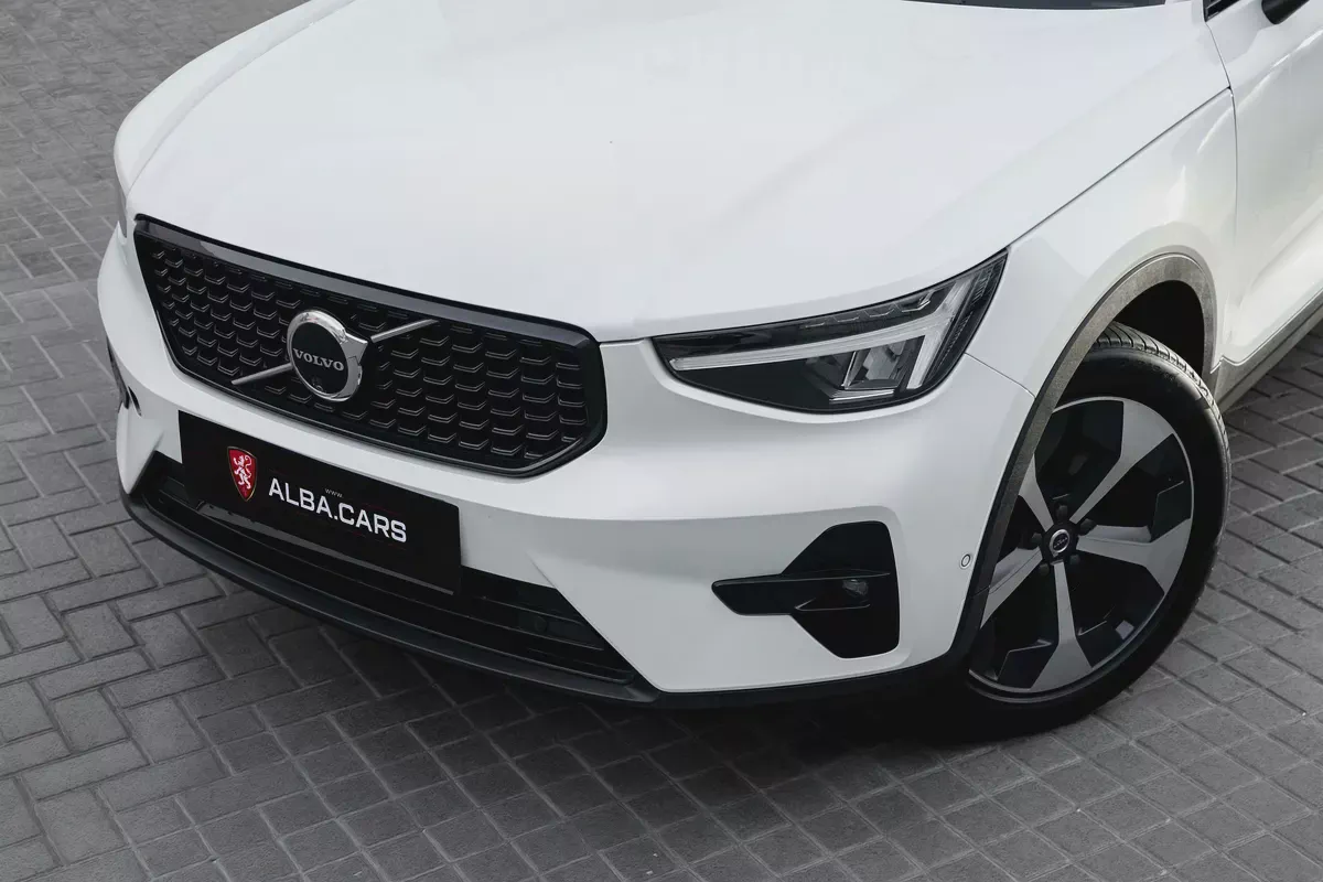 2,253 P.M |  XC40 B4 Ultimate Dark | 0% Downpayment | 2029 Warranty!-6-6