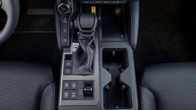 Toyota Prado VXR PRADO 250 ADVENTURE 2.4P AT MY2025 – BLACK-10