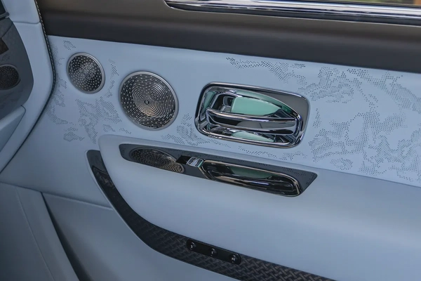 ROLLS-ROYCE CULLINAN | BLACK BADGE | FULL OPTIONS | DEALER WARRAN  SERVICE | GCC SPECS | 2026
