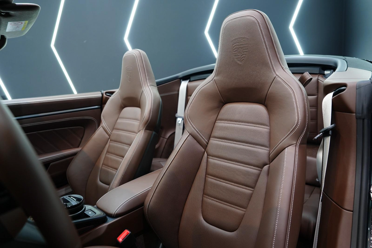 Porsche 911 Carrera GTS Cabriolet 2026