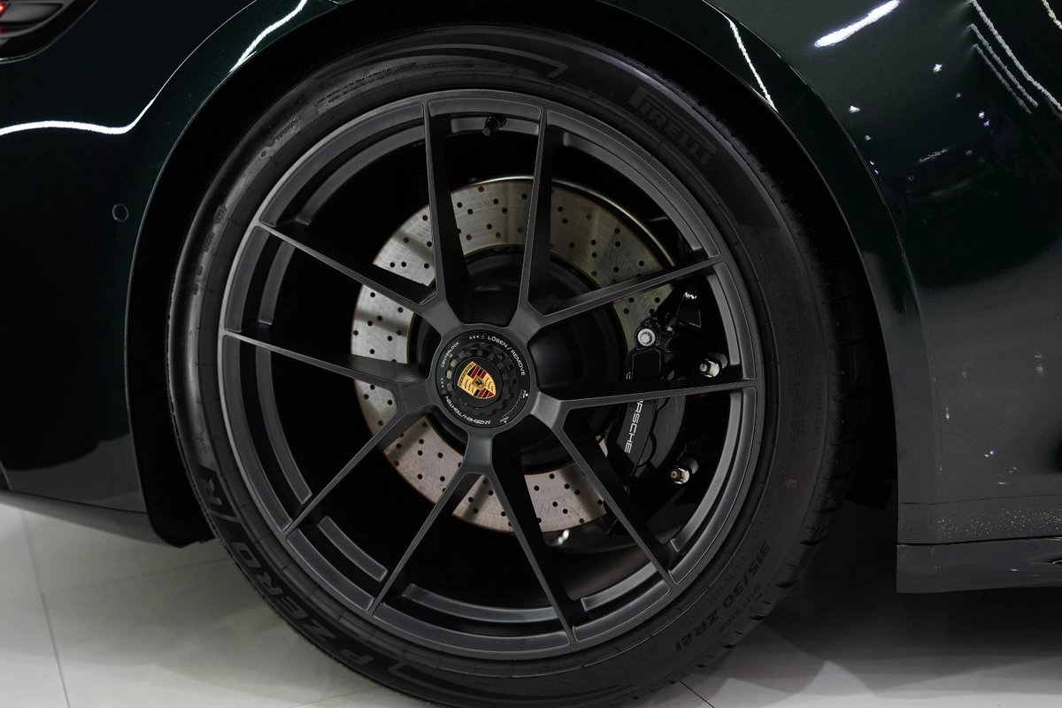 Porsche 911 Carrera GTS Cabriolet 2026