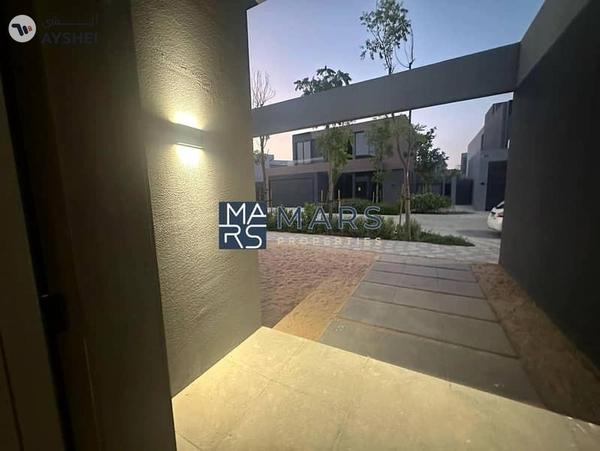 Stand Alone 5 Bedroom Villa With Pool In Masaar