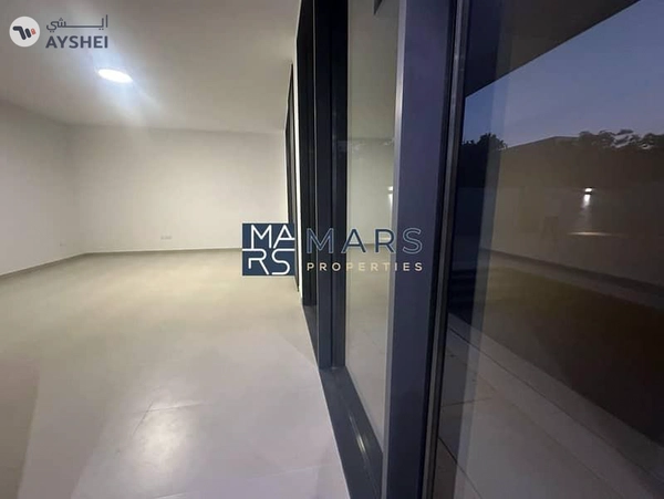 Stand Alone 5 Bedroom Villa With Pool In Masaar