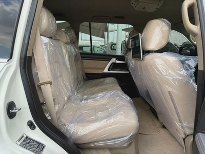 Toyota Land Cruiser 2008 update 2021-7